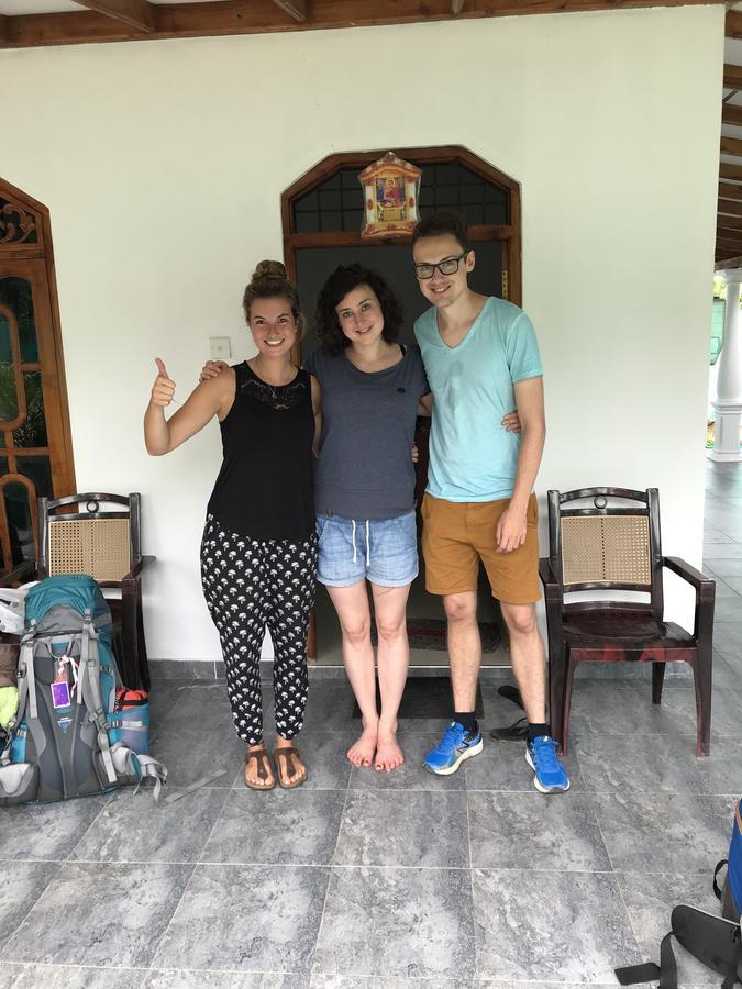 Dinesh Safari Homestay Udawalawe Eksteriør billede